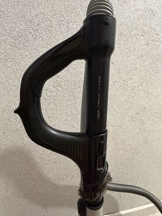 Продам пылсос Ровента