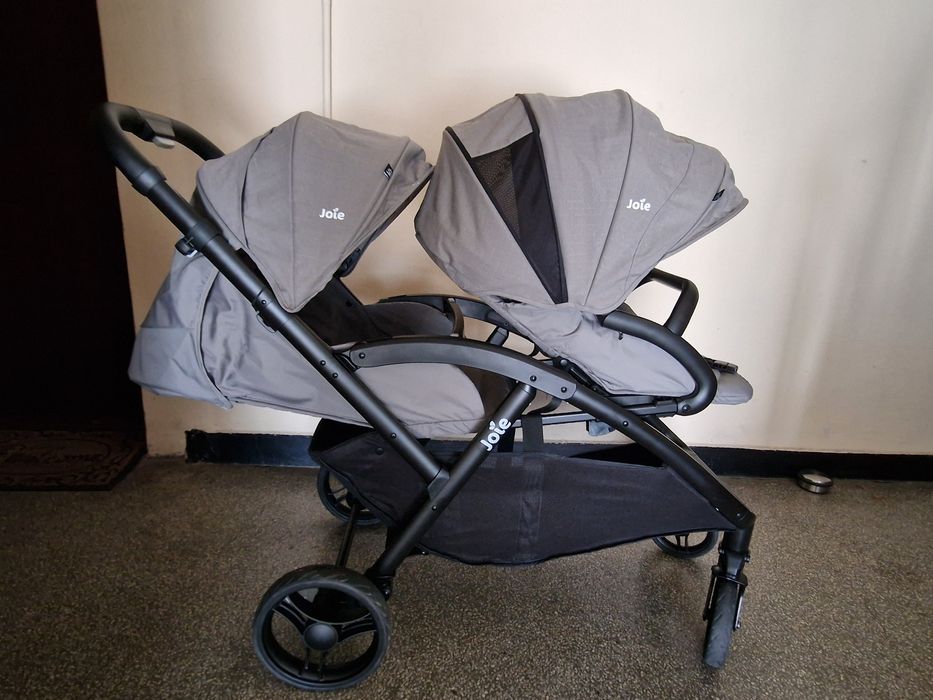Двойна количка Joie evalite duo за близнаци или породени деца