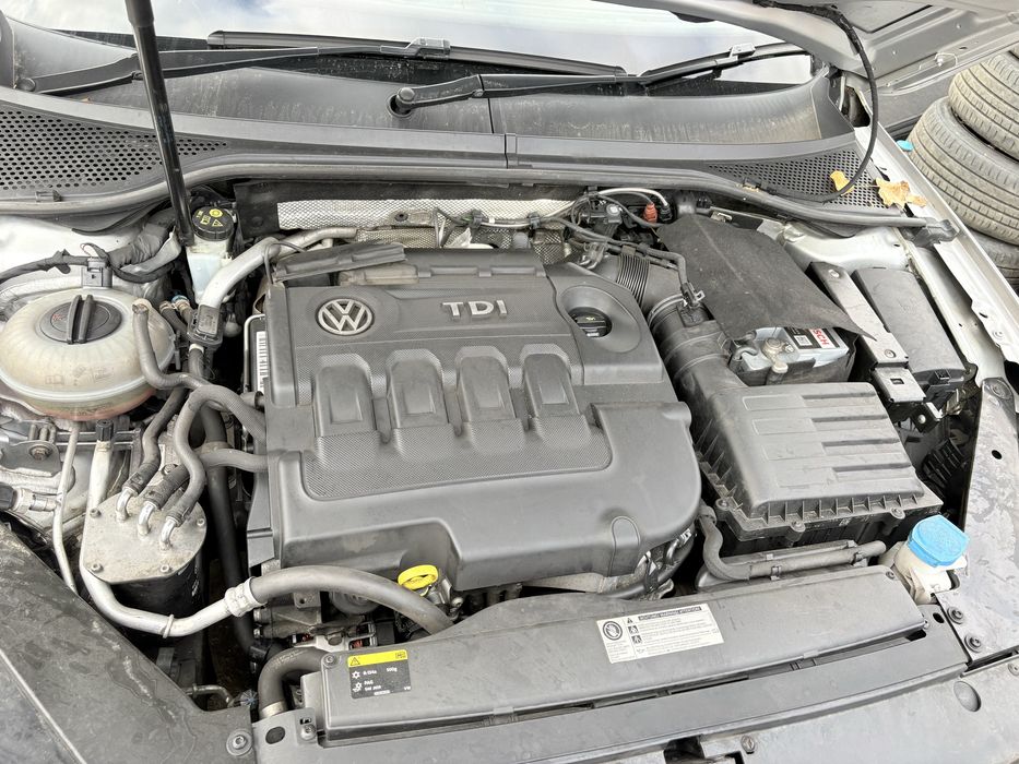 Motor Passat Golf CRL 2.0 TDI crafter caddy volkswagen cu proba pe mas