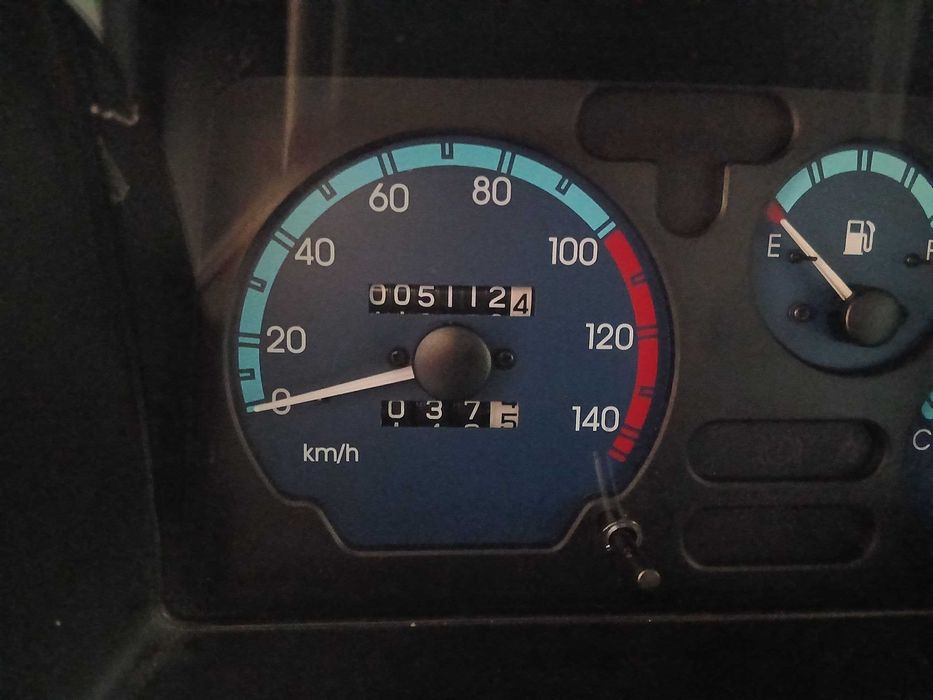 Damas sotiladi yili 2025, metan gaz qo'ilgan minishga tayyor