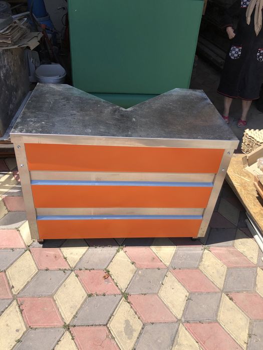 Линия раздачи кассовый стол