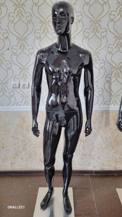 Манекены мужские