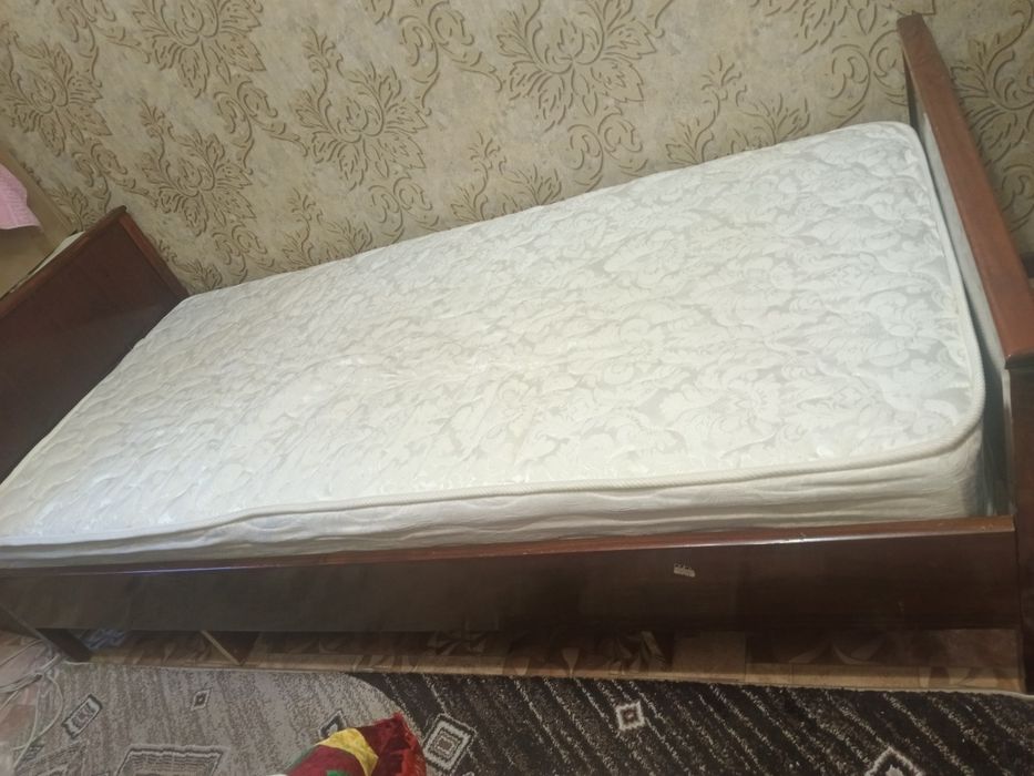 Продам 1 спальню кровать