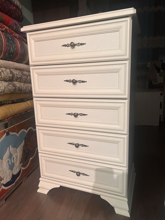 Продам спальный гарнитур