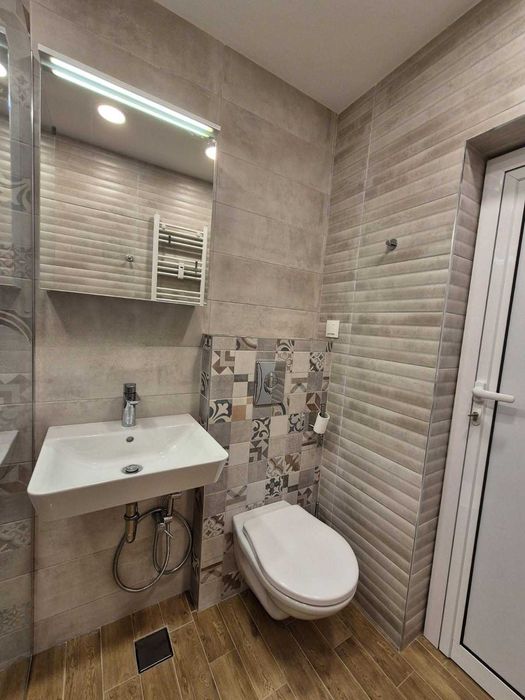 Дава се под наем Тристаен апартамент в София, Хиподрума - 80 кв.м за 612 € - Снимка #8