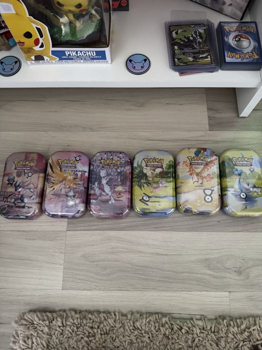 Pokemon 30th Anniversary Tins