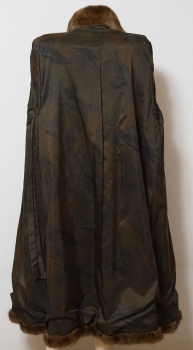 Haina palton din blana naturala de nurca maro marimea XL