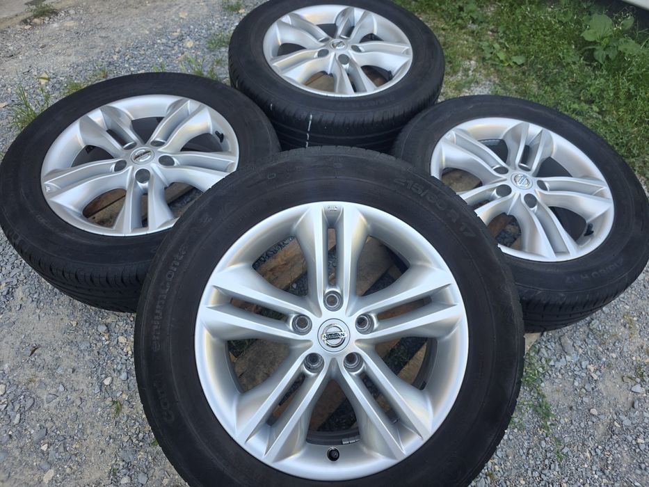 Лети джанти 17ки 5х114.3 Nissan + летни гуми 215/60/17 Continental
