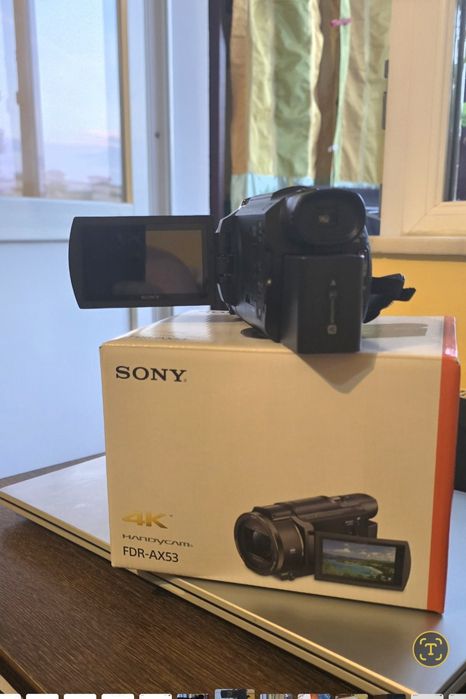 vand Camera video SONY HandyCam
FDR-AX43B, 4K, Wi-Fi, negru