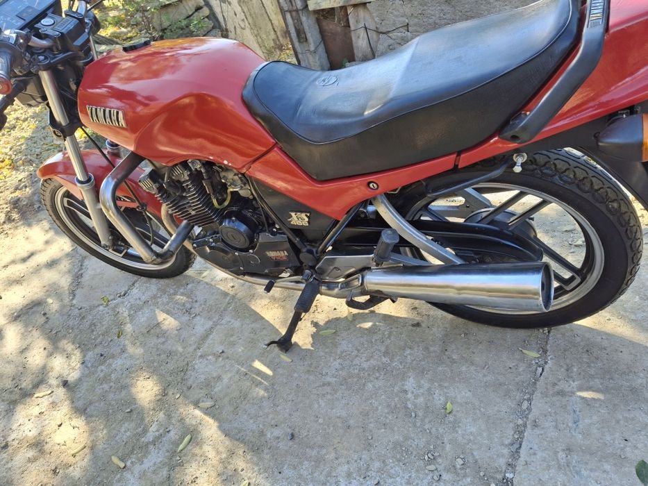 Telefon mobil  Mt > Y xs 400 .12 E