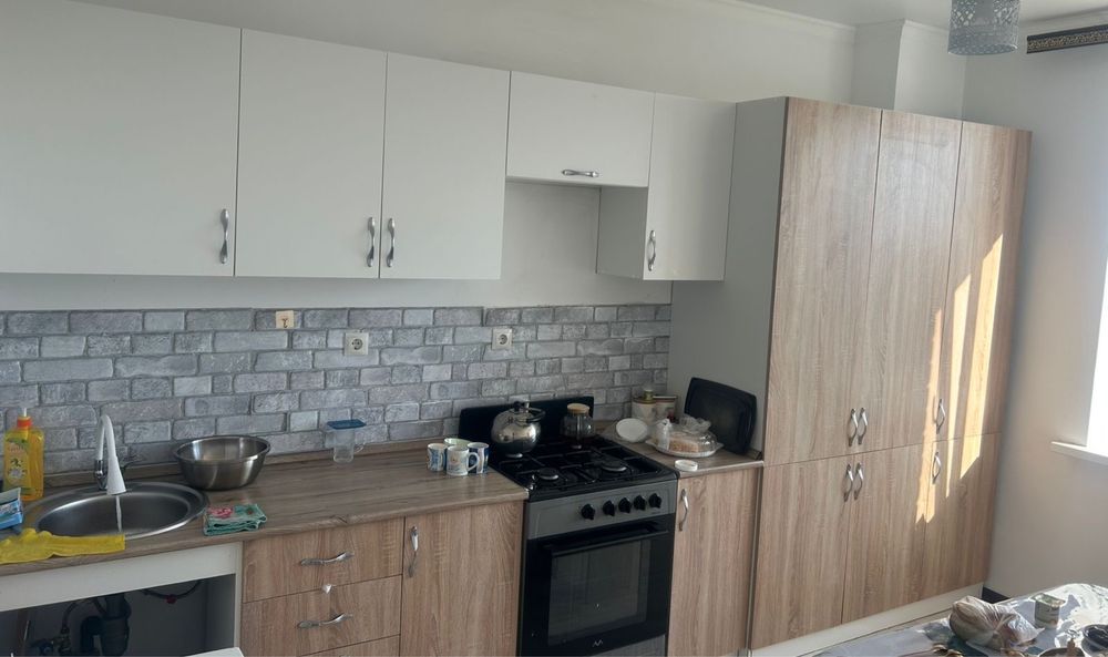 продам кухонный гарнитур