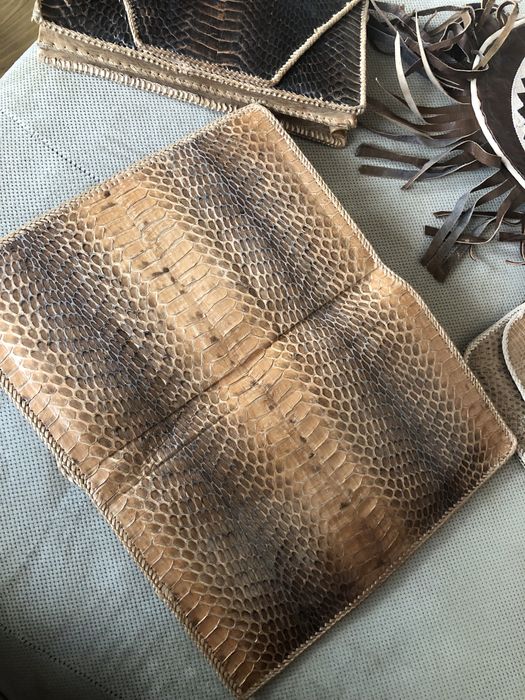 Дамски чанти и портмоне естествена змийска кожа от Нигерия