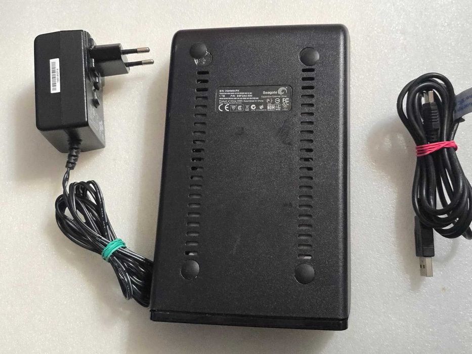 Hard disk extern Seagate Expansion External 1TB USB 2.0