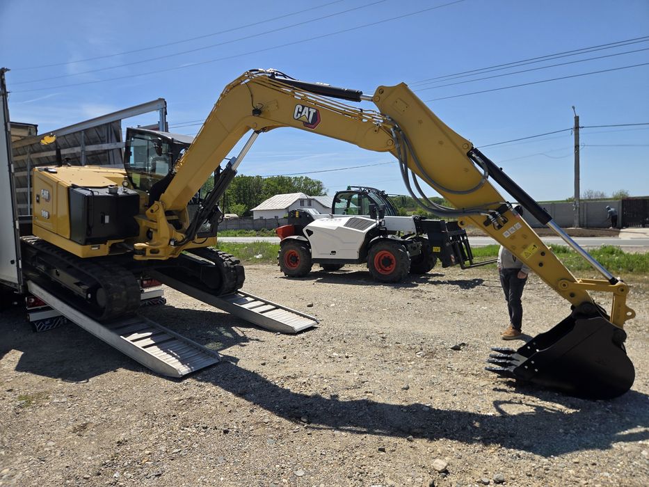 Închiriem excavator nou Caterpillar CAT 308, 9 tone