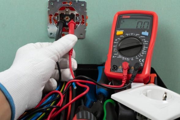 Executam instalatii electrice, sanitare si termice pentru o viata