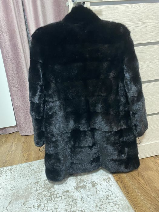 Продам шубу норковую