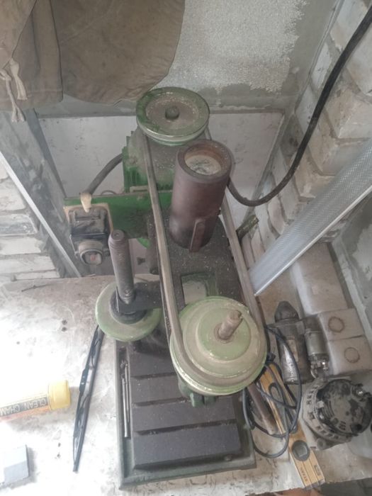 Продам сверлильный станок