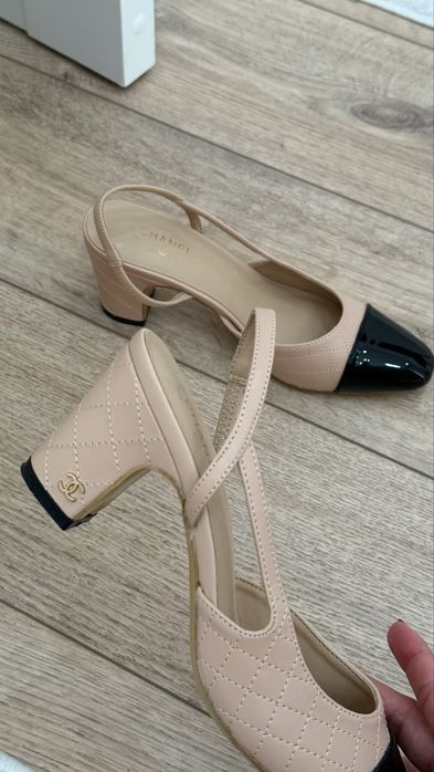 Женские туфли 2 шт