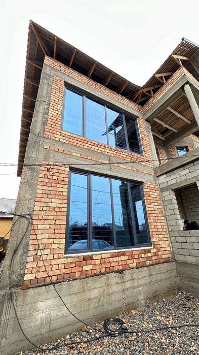 Пластик Терезе Есік Витраж