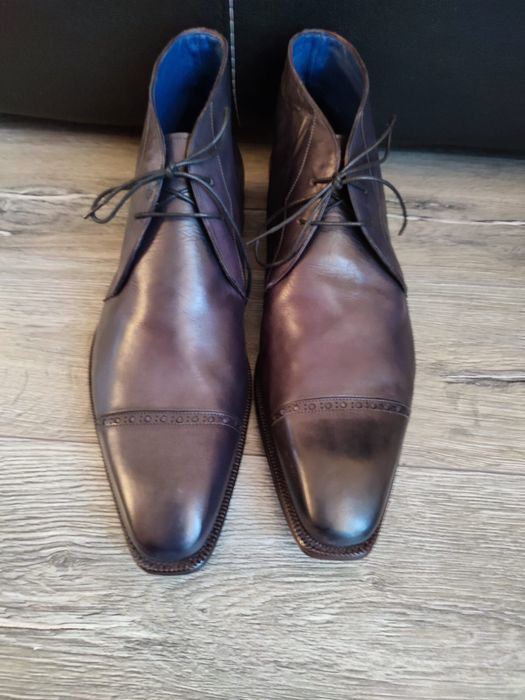 Ghete din piele naturala mărimea 45 culoare maro