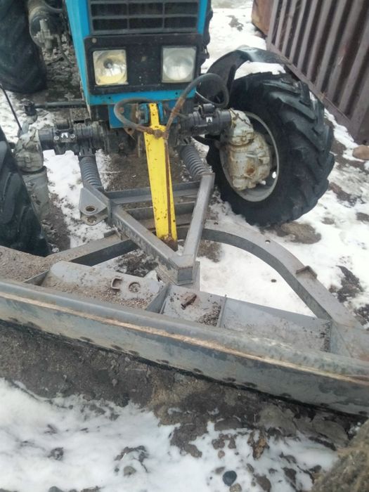 Камуналный щётка и лапатка