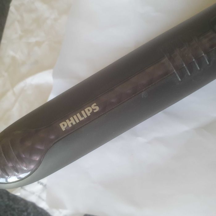 Продавам ел. маша за коса Philips