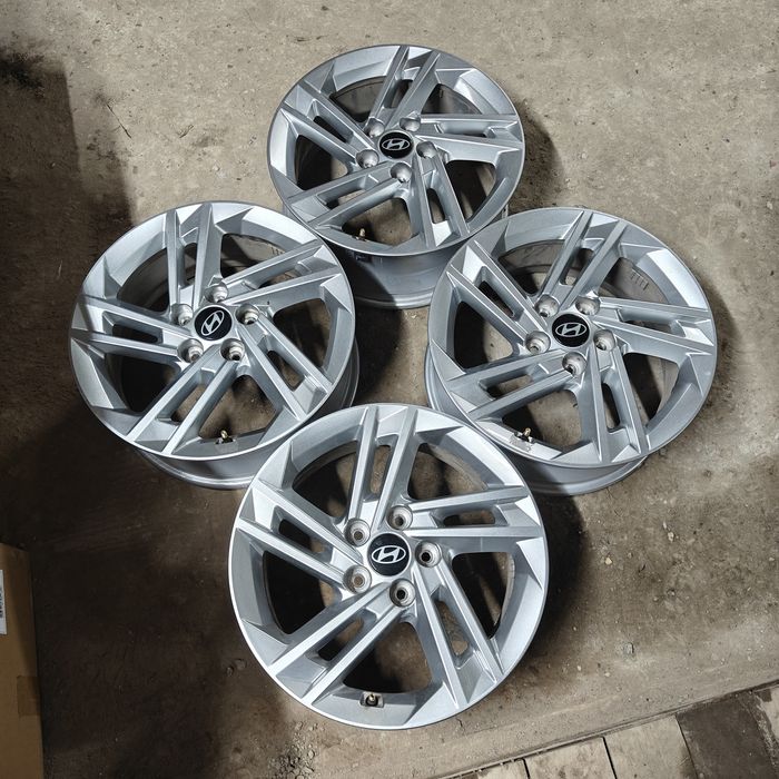 R17 PCD 5*114,3 Комплект оригинальных легкосплавных дисков