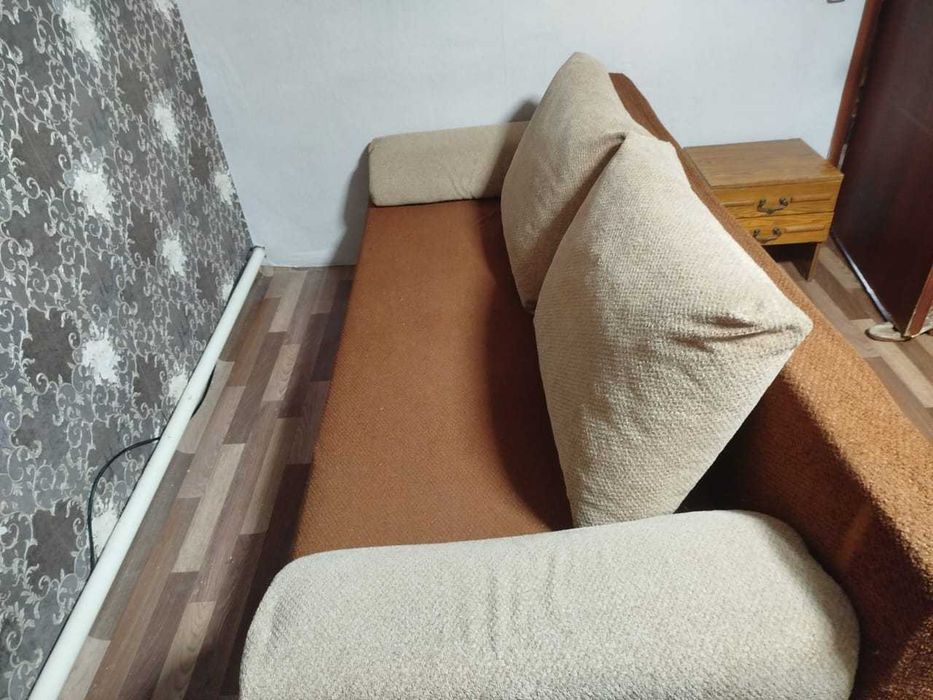 Продам диван дёшево