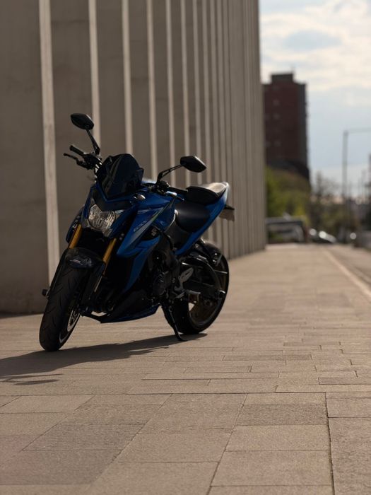 Vând Suzuki gsx-s1000