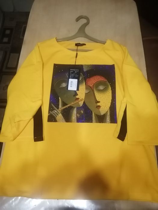 Продам крстюм новый