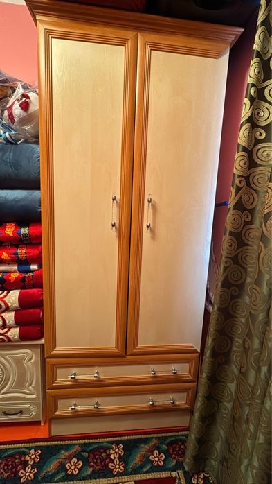 Екі есікті шифонер