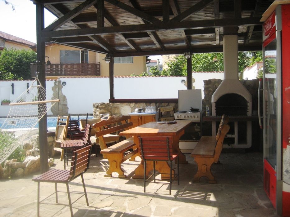 Зала под наем,механа за мероприятия,рождени дни,фирмени партита и др.