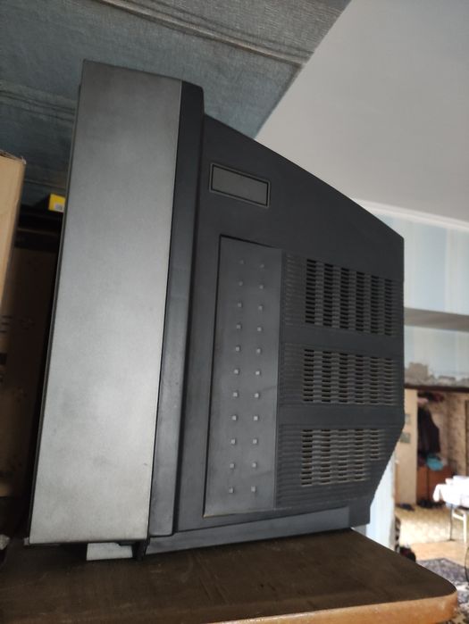 Телевизор старого поколения ДЭУ