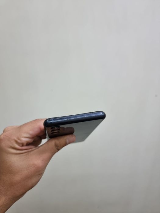 Samsung A04S 4/64 holati yaxshi