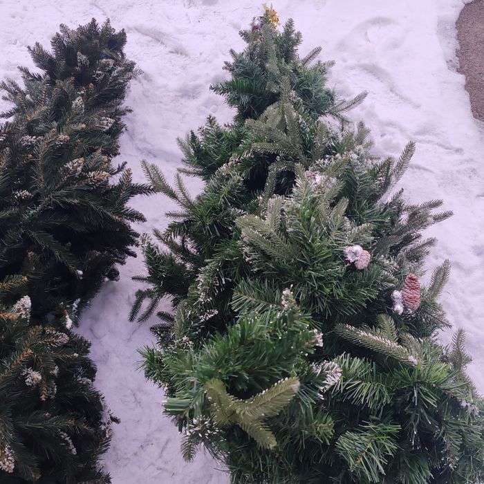 Елки искусственные