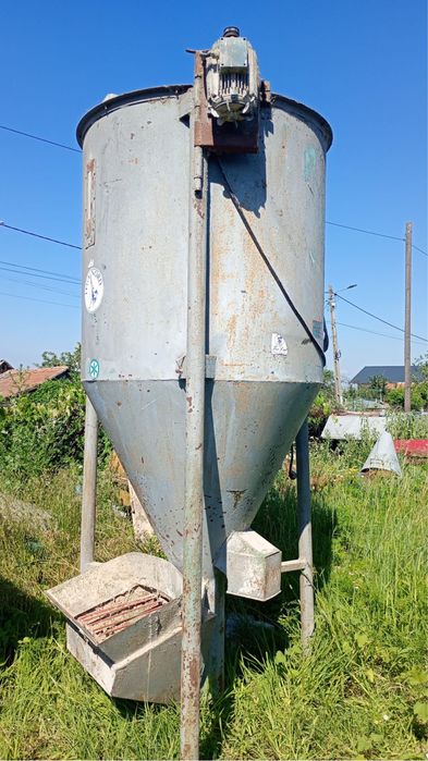 Malaxor cereale 2000 kg