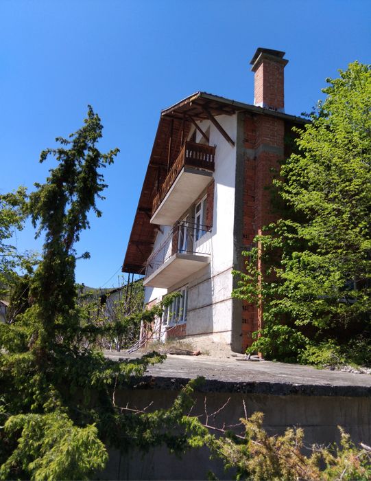 Продава се Къща в с. Мала Фуча, Област Кюстендил - 200 кв.м за 273 €/кв.м - Снимка #2