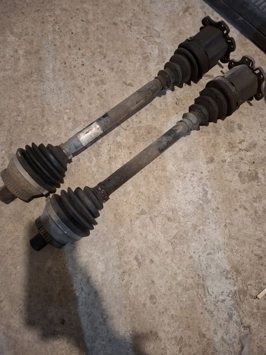Полуоски за ауди б6 1.9 131к.с.