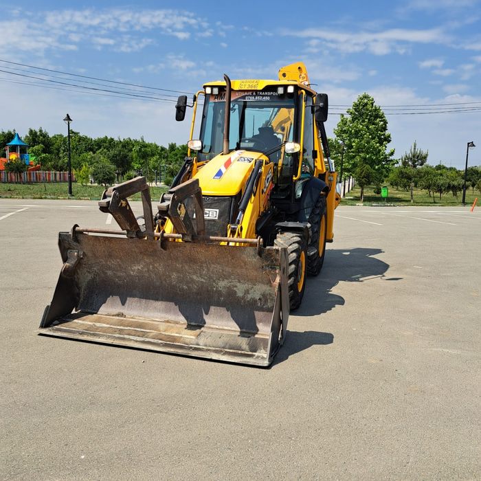 Buldoexcavator JCB 3CX 2021
