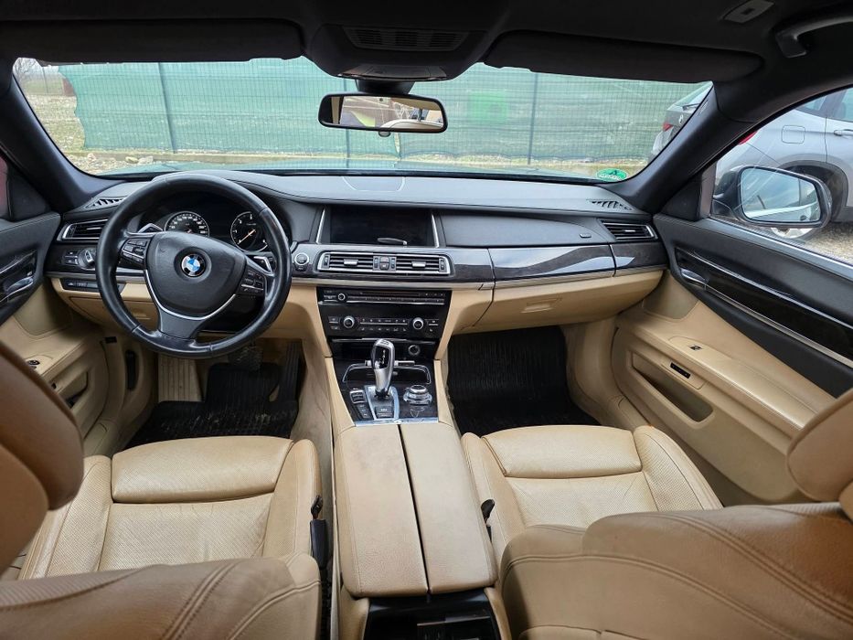 Bmw 750D-381 cp-euro6- rate fixe fără avans