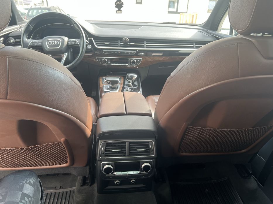 Audi Q7 2018 3.0 tfsi