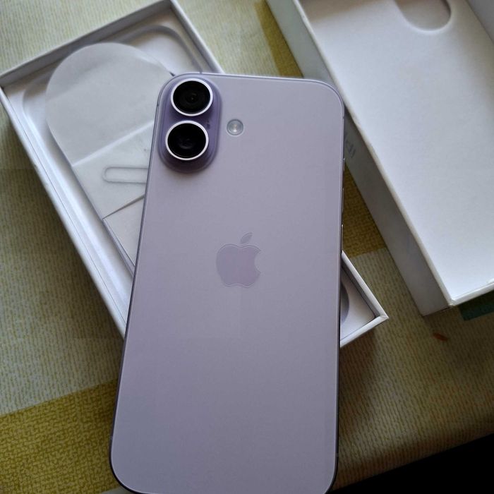 Vand iphone 17 , 256 g