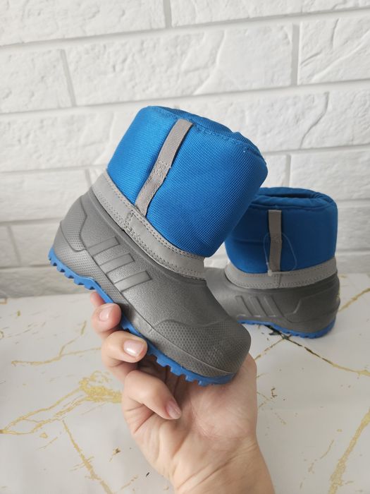 Резиновые адидас сапожки