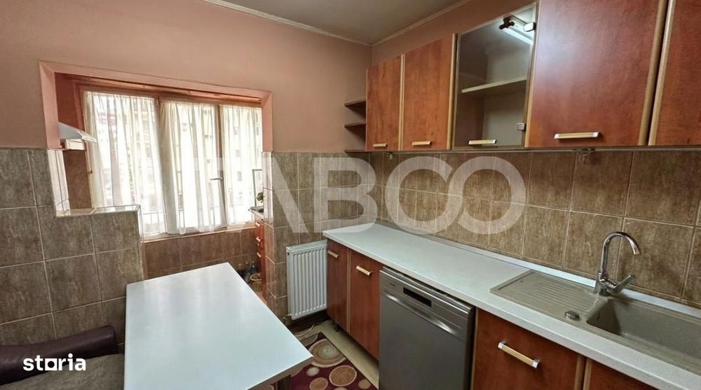 Apartament decomandat 2 camere cu Pivnita zona Valea Aurie Sibiu — fotografia 3