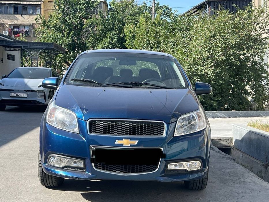 Срочно продам NEXIA 3