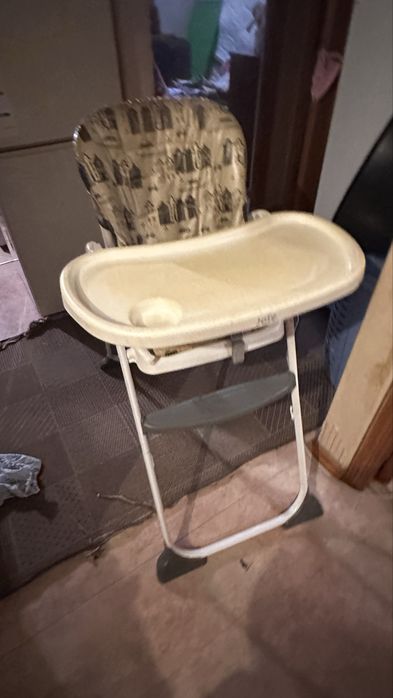 Продам стульчик для кормления