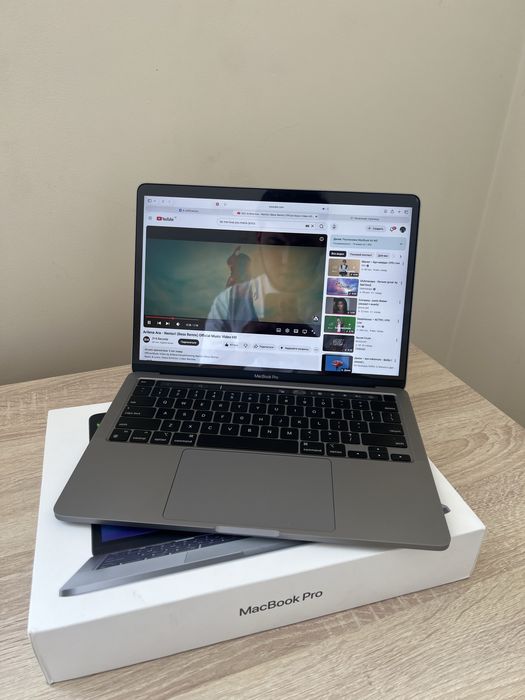 Apple Macbook Pro M1 2020