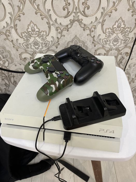 Продам пс4фат нормальный состаяни