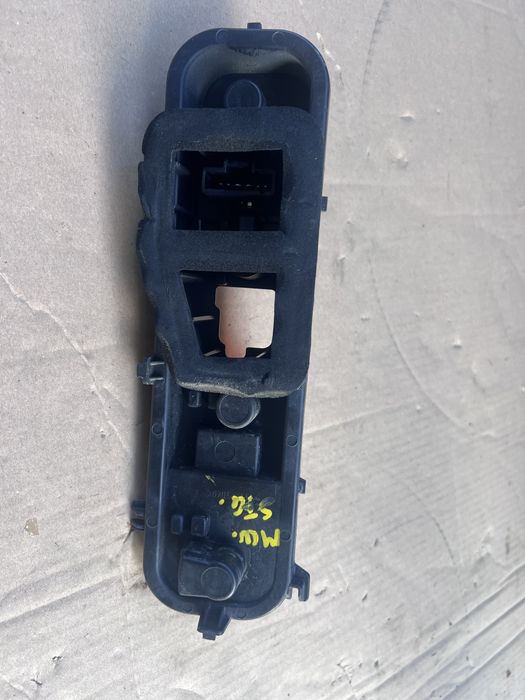 Vand soclu becuri lampa stanga spate Dacia Logan Mcv/2013/2020