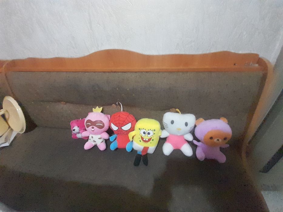 Ойыншықтар сатылады